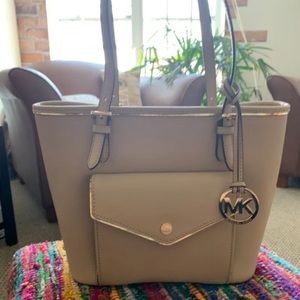 NWT MICHAEL KORS PURSE